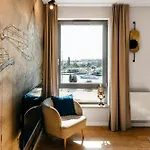 River's Touch Grand Z Widokiem Na Odre Lägenhet *