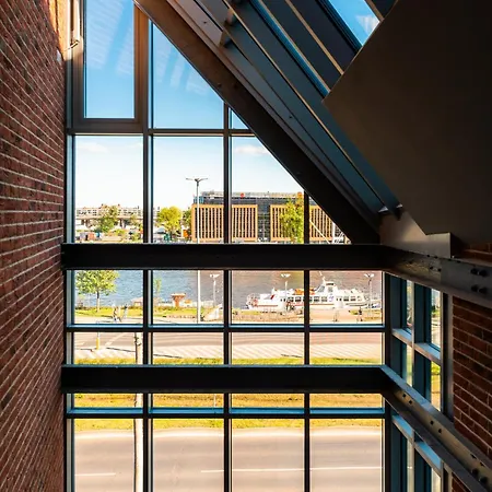 River's Touch Grand Z Widokiem Na Odre