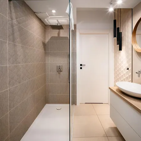 River's Touch Grand Z Widokiem Na Odrę *